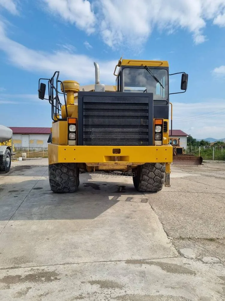 Дъмпер,колесен Caterpillar D400E — снимка 5