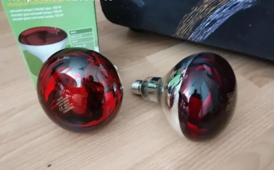лампа инфрачервена 150 W и 250 W
