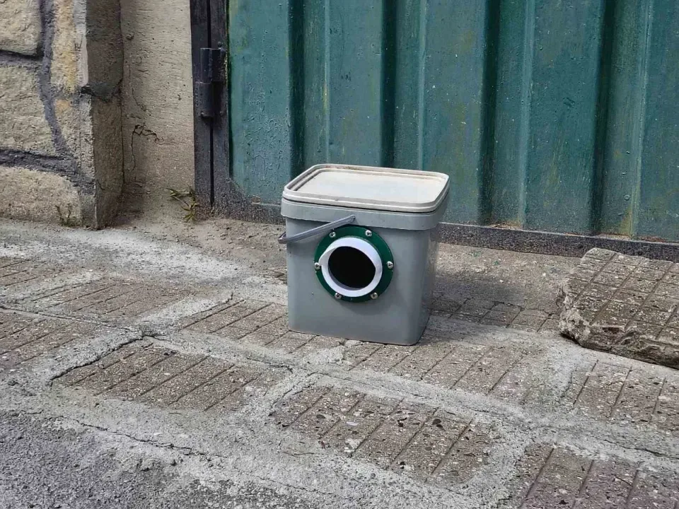 Хранилка за пилета