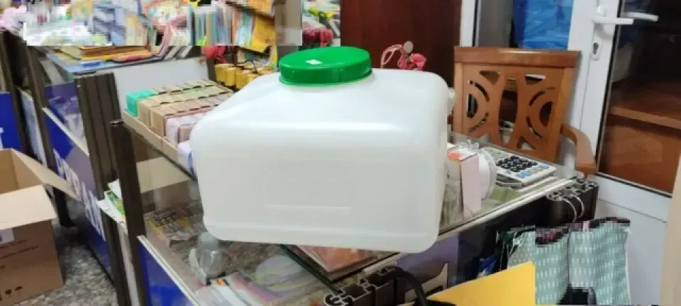 водосъдържател за изход за маркуч