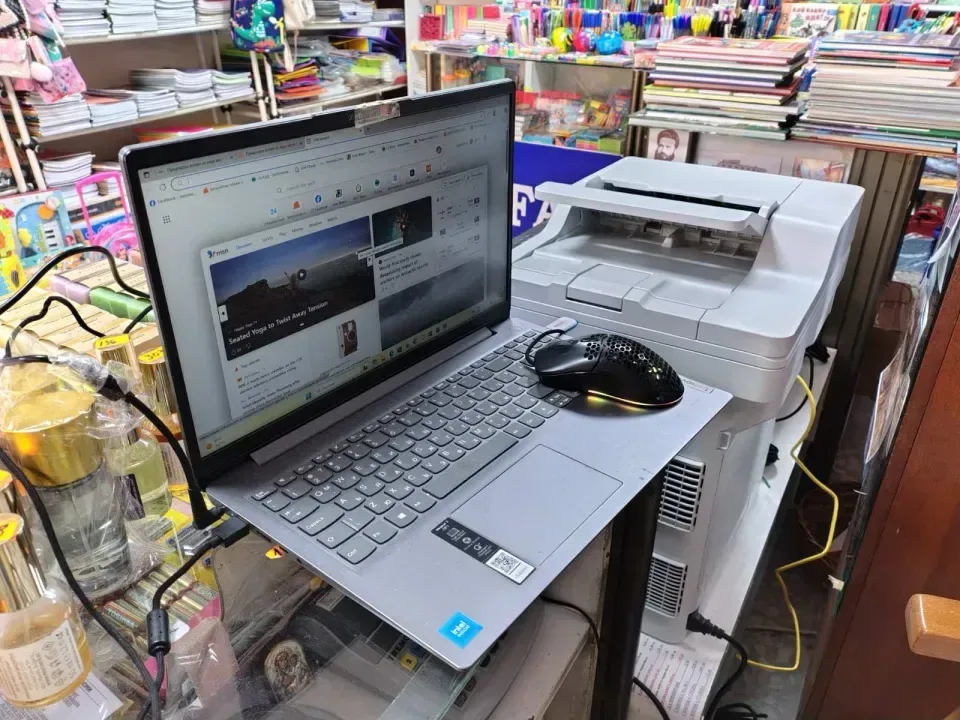 лаптоп ”леново ” IdeaPad3 14ITL05