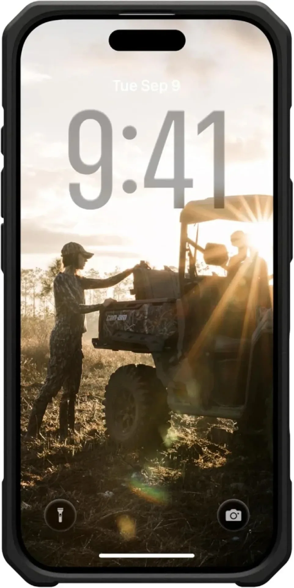 Кейс UAG Monarch Pro Kevlar за Apple iPhone 17 – Черен